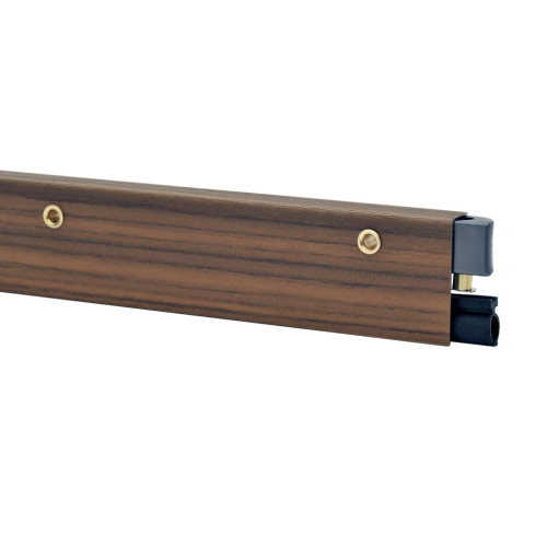 Plinthe automatique ton bois en applique